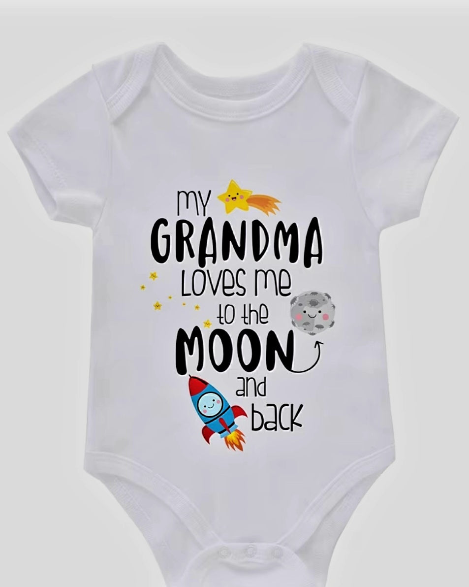 “Grandma Loves Me to the Moon and Back” Cotton Baby Romper (0–3 Months)