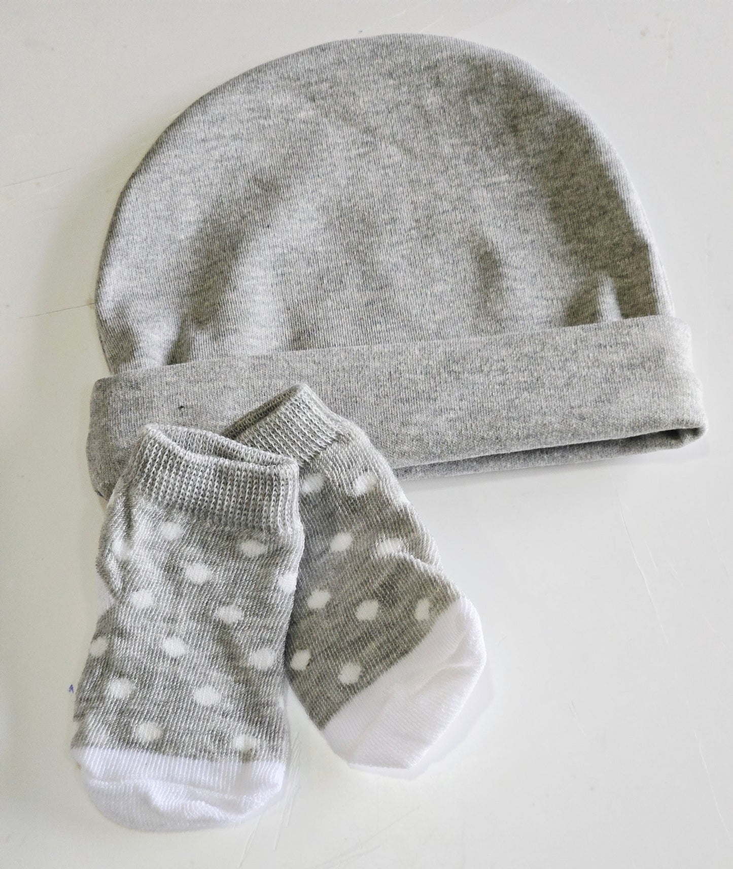 Grey Beanie & Socks Set (0–3 Months)