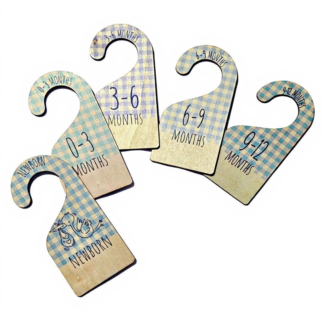 Closet clothing divider